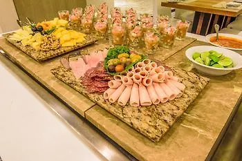 瓜亚基尔丽笙酒店
