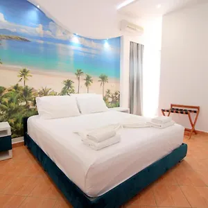 Oskar 4* Sarande